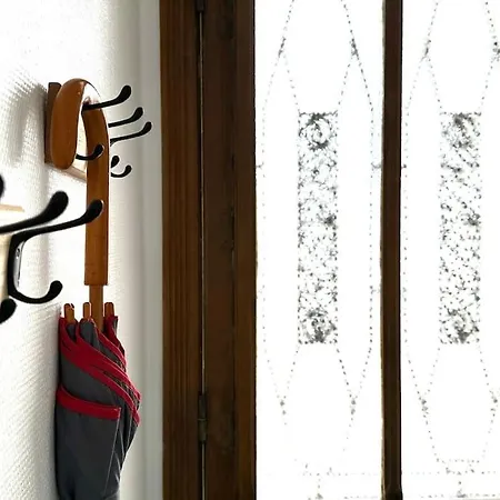 Arlette A 600m De La 펜션 *