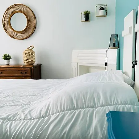 펜션 Arlette A 600m De La 카이유쉬르메르